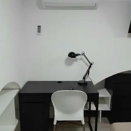 Beverello * نابولي