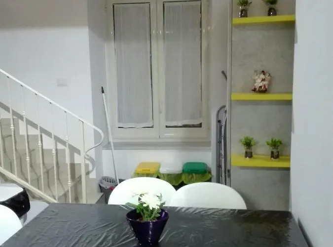 Apartment Beverello Neapel